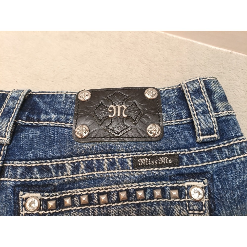 Miss Me Tattered Patriotic Embellished Flag Shorts Crystal Studs 30 Jean Shorts - Picture 10 of 12